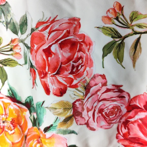 White & floral one-piece swimsuit by CUPSHE in size XL - Picture 5 of 16